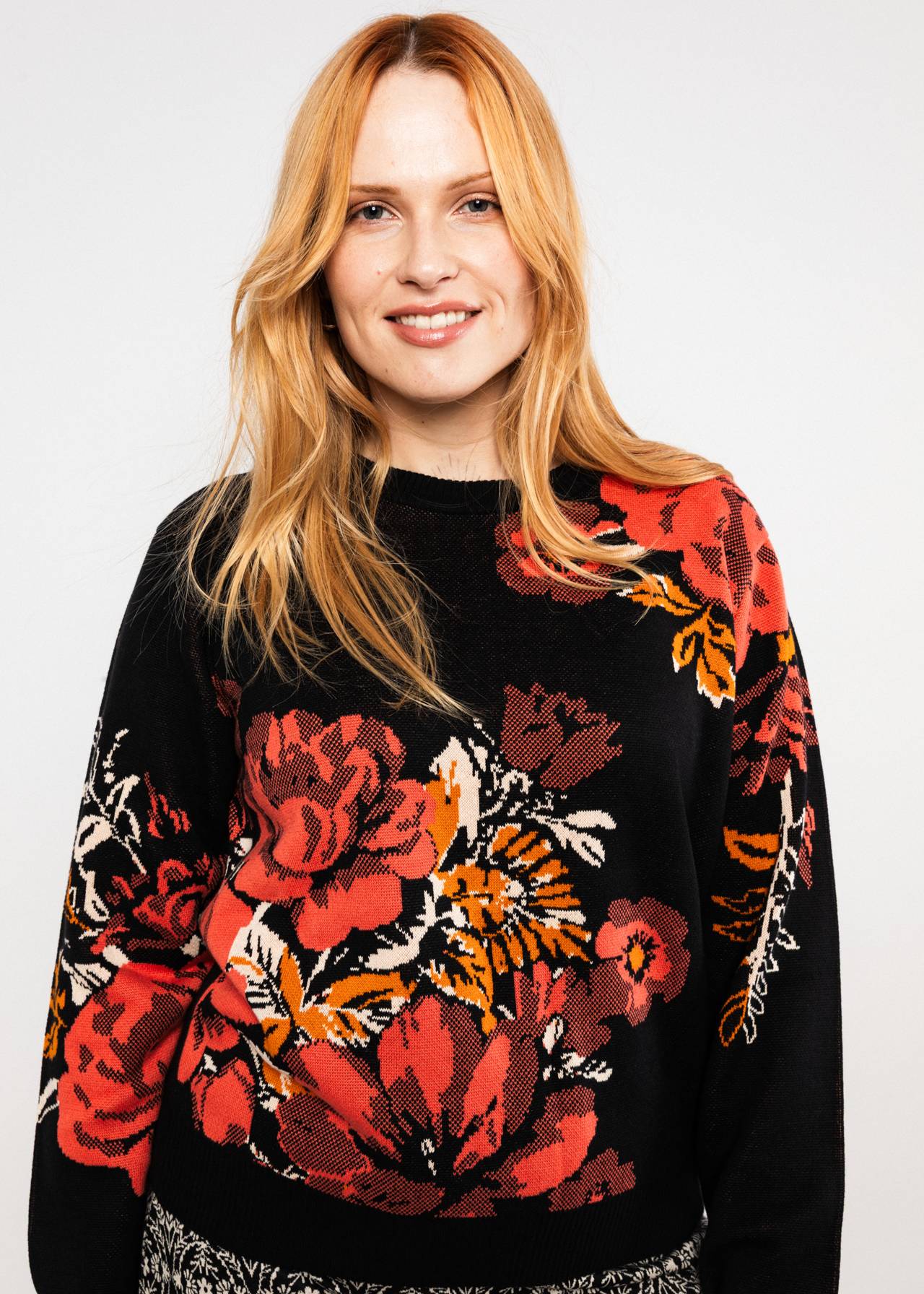 Pullover - Cosy Storyteller - golden flower