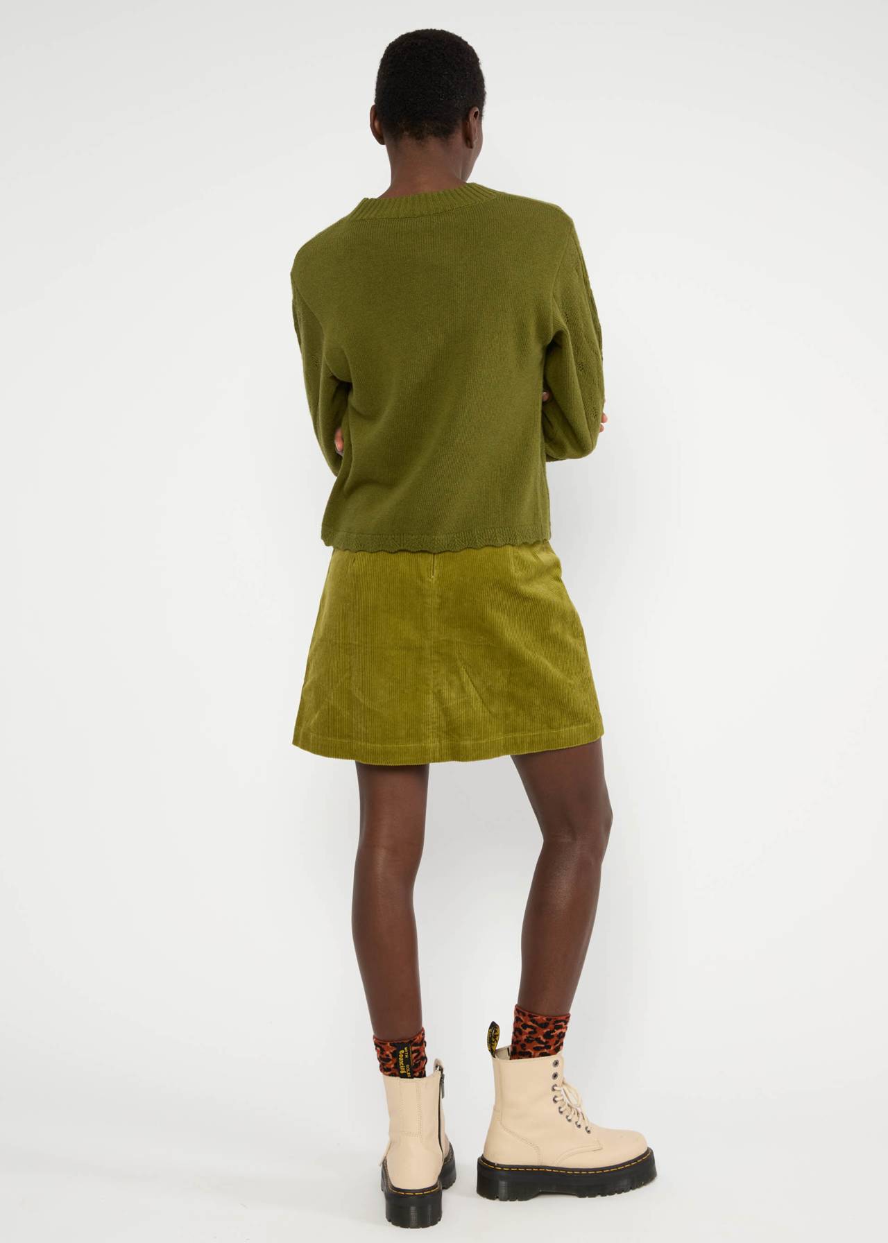 Rock - Dreamy Eyes - dense forest khaki