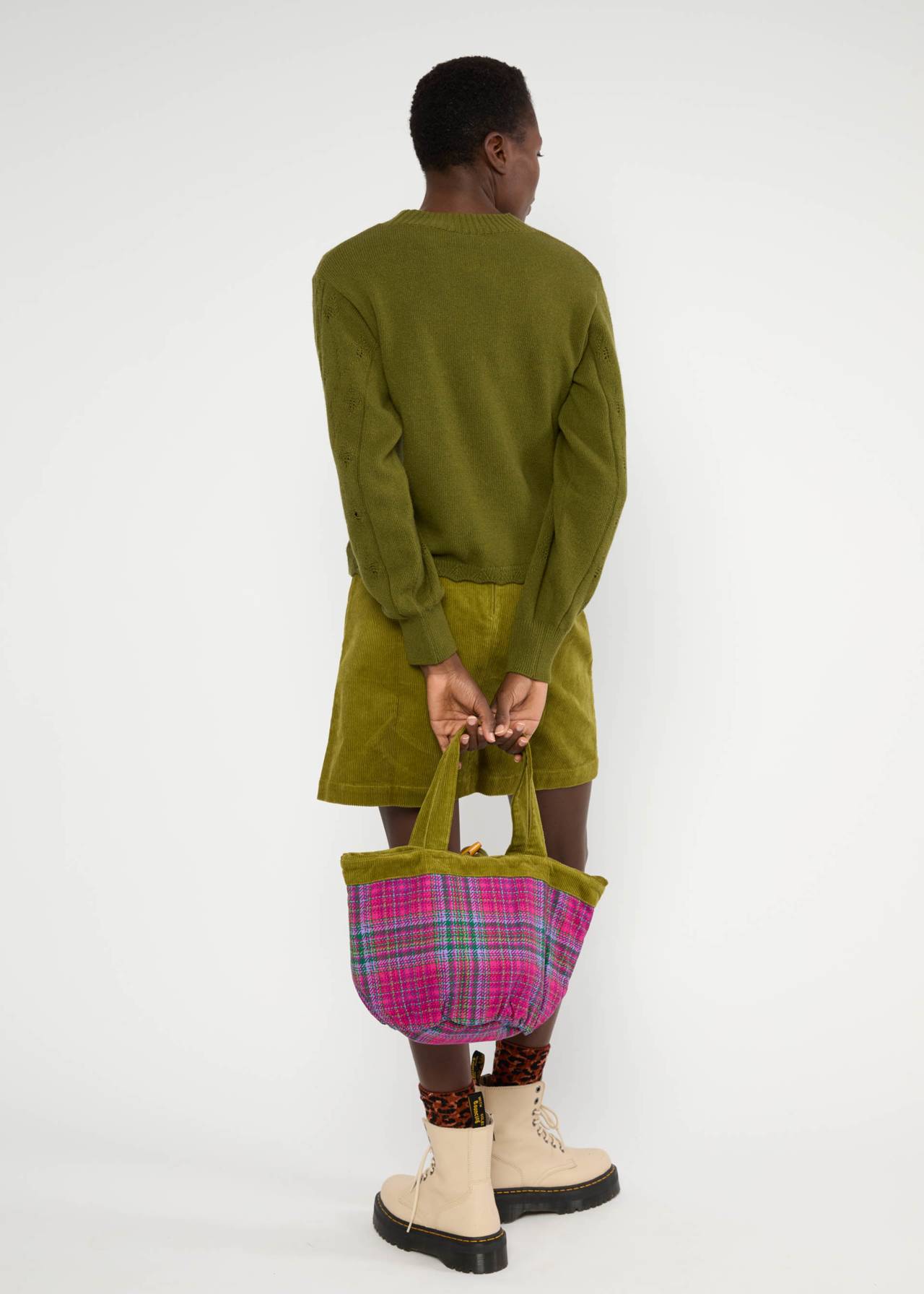 Rock - Dreamy Eyes - dense forest khaki