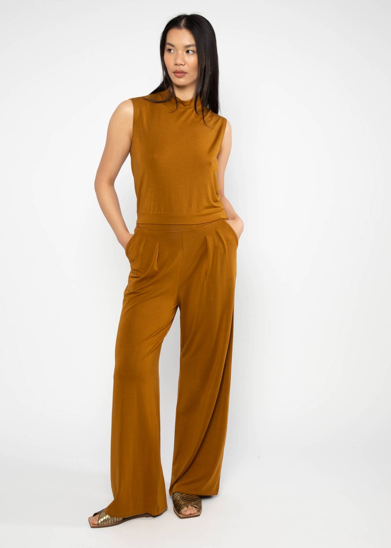 Hose - Dressed for Success - strong ochre