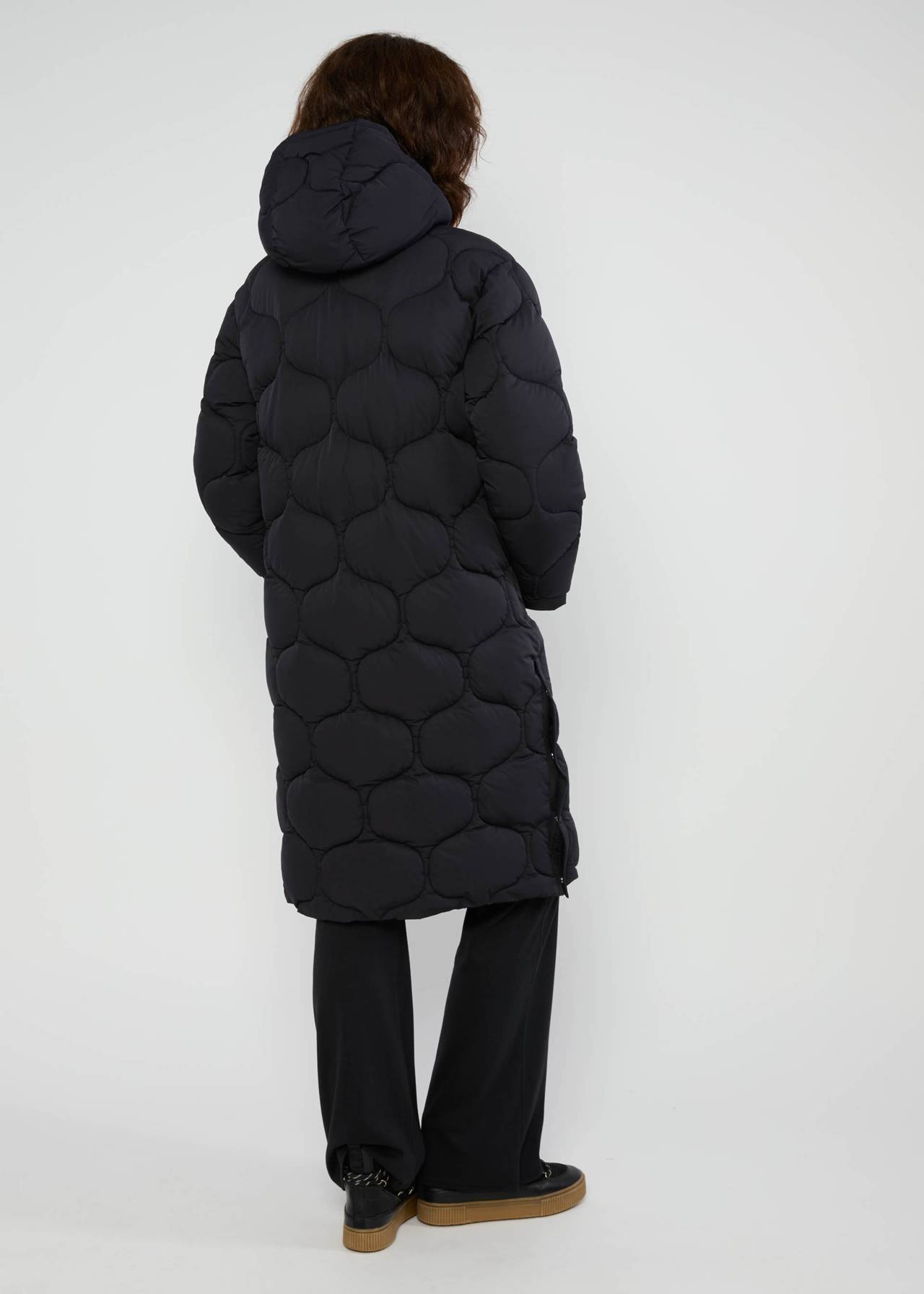 Mantel - No Down Mister - falling into deep black