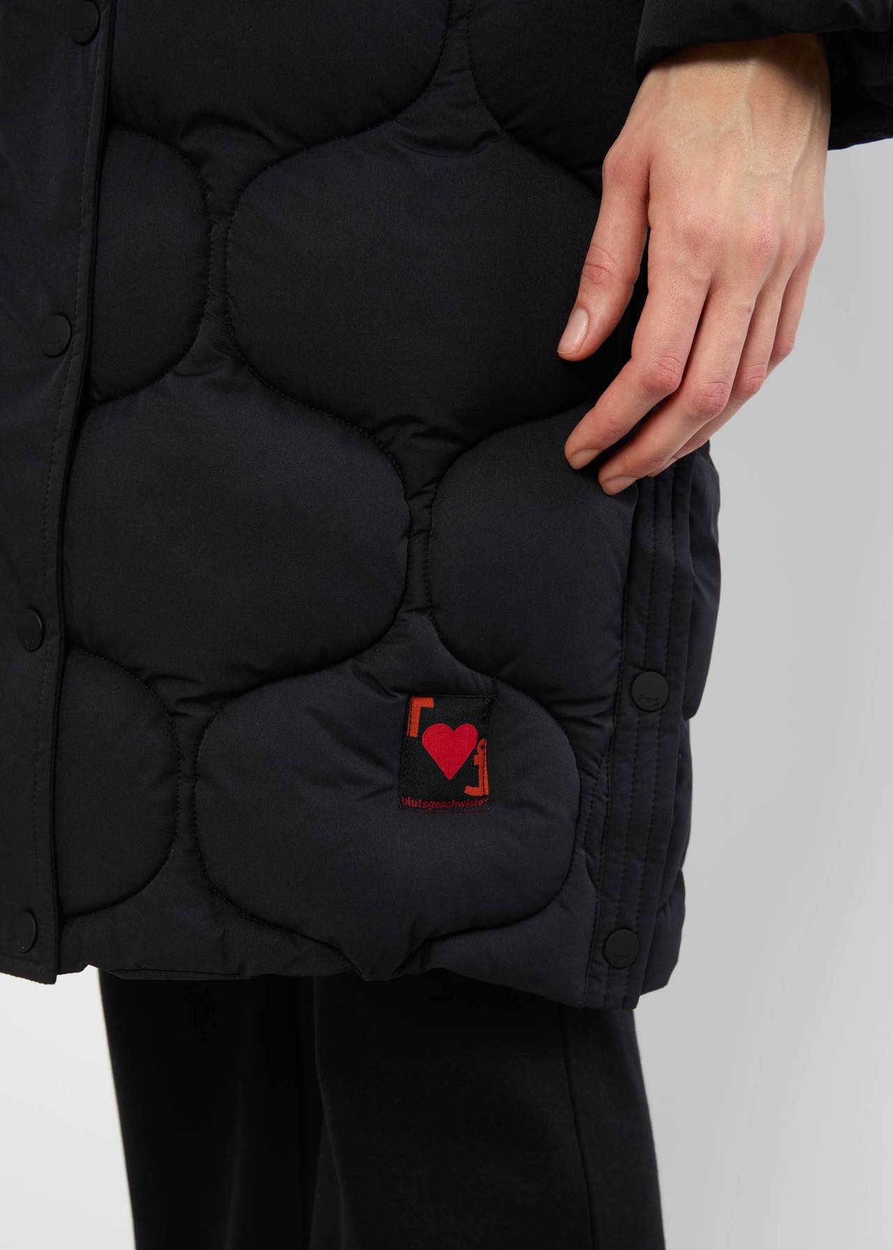 Mantel - No Down Mister - falling into deep black