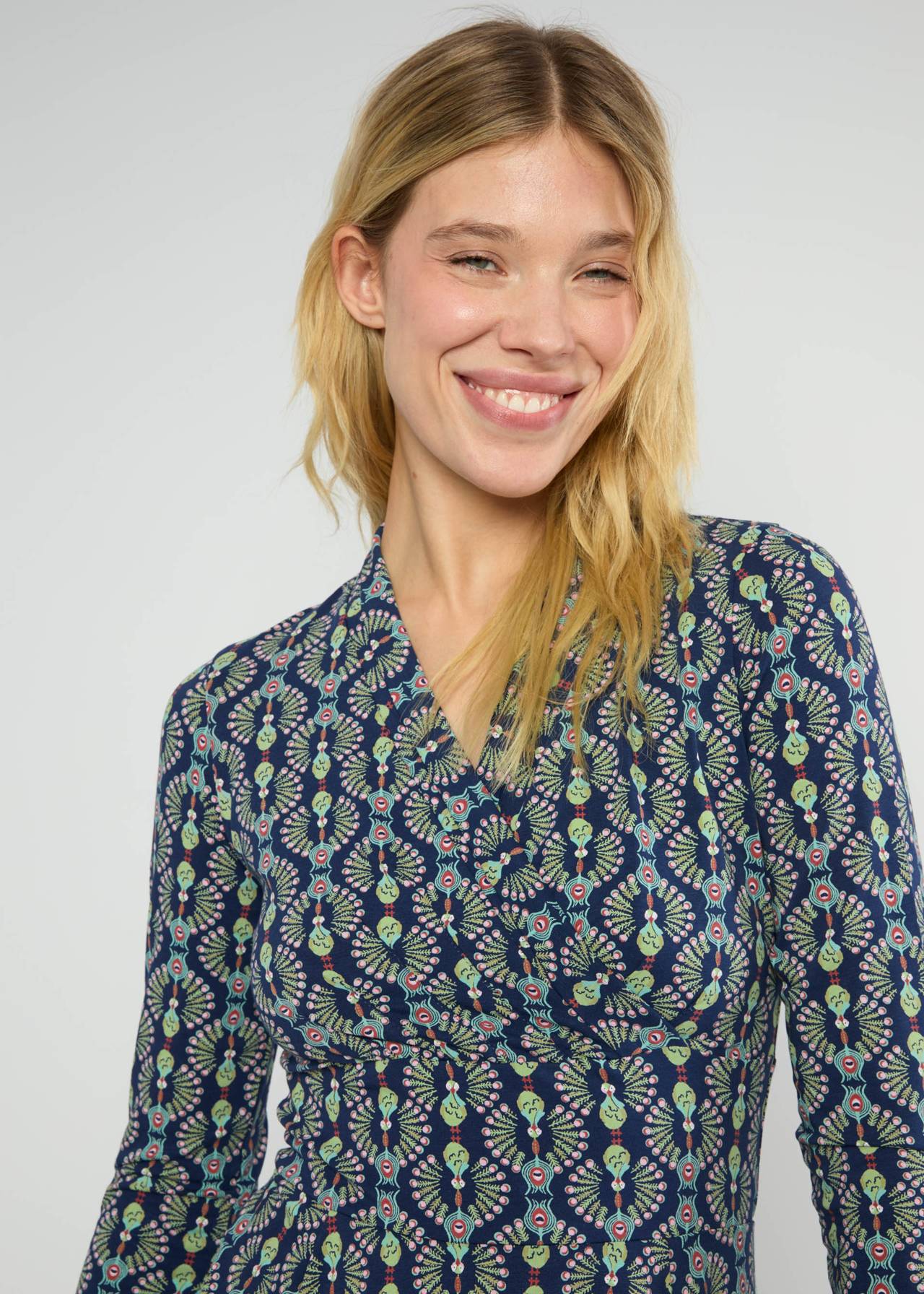 Kleid - Shalala Tralala Shawl - feather duster