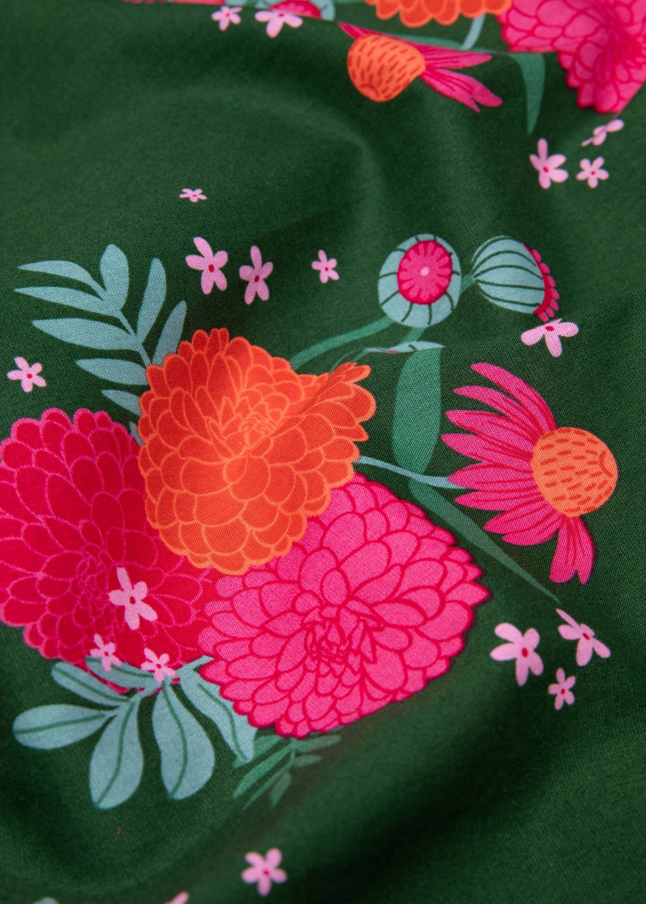 Rock - Cuddly Sweetheart - blooming soft flowers