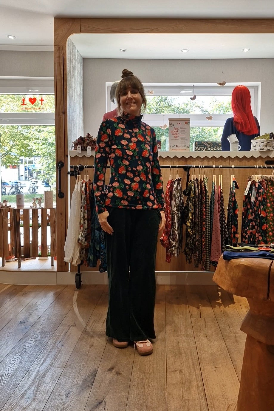 Shirt - Ruby Top Scarlet Serenade - Navy Peony
