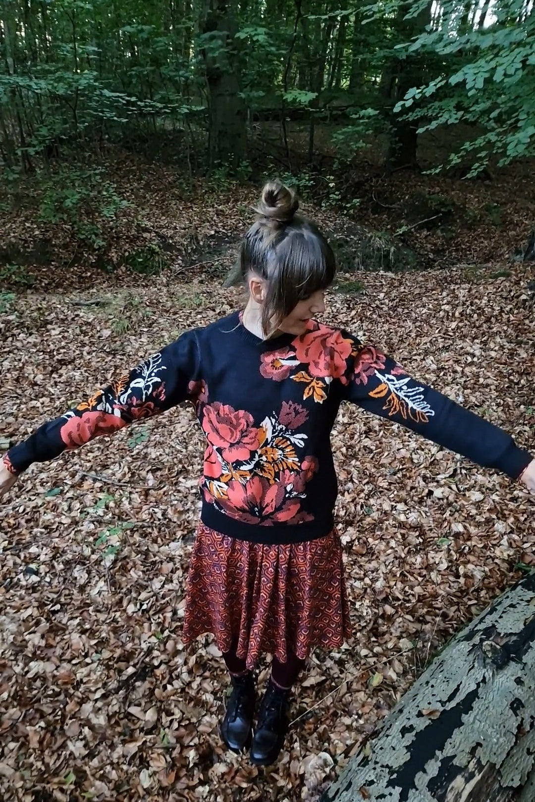 Pullover - Cosy Storyteller - golden flower