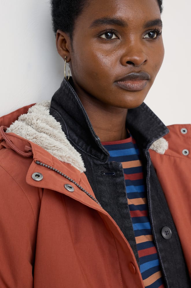 Mantel - Plant Hunter 2 - Hazel