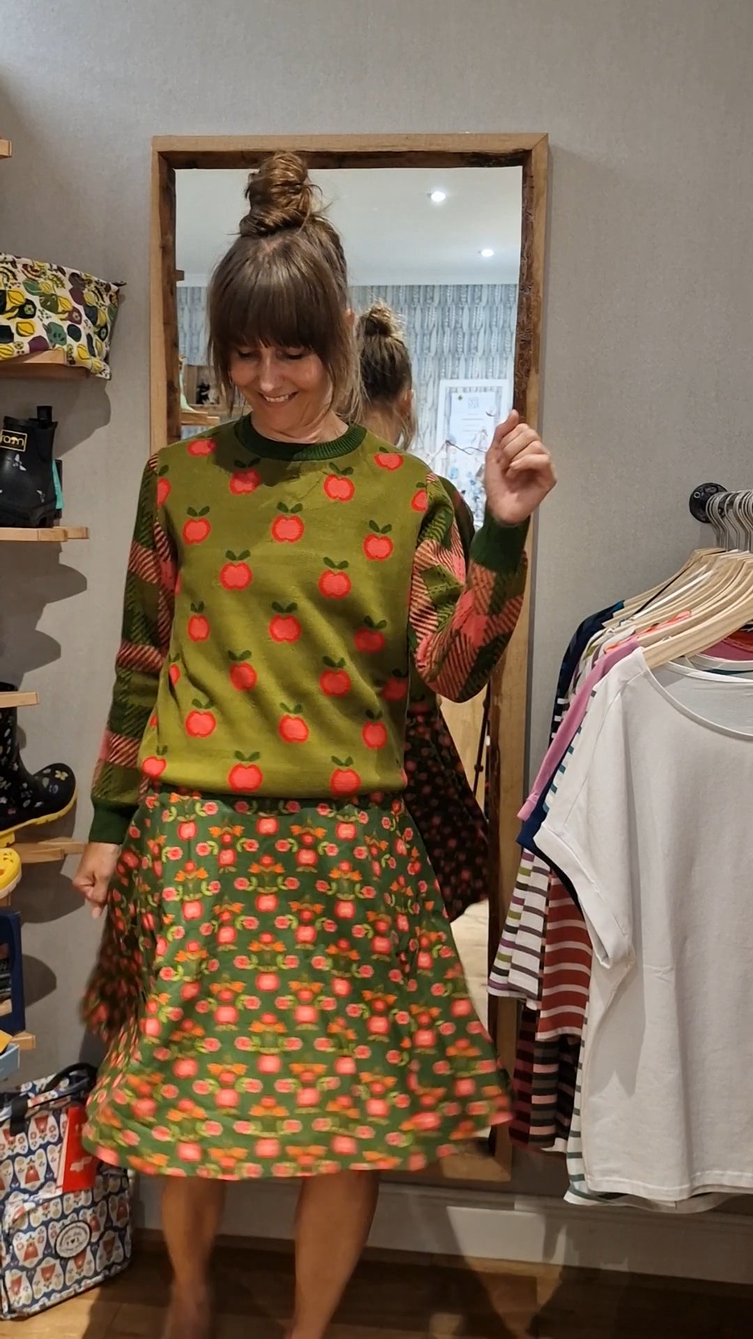 Pullover - Cosy Storyteller - granny apple pie