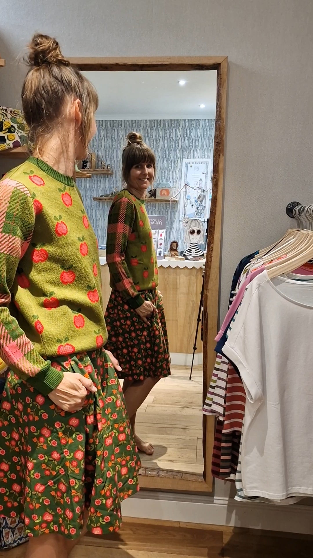 Pullover - Cosy Storyteller - granny apple pie